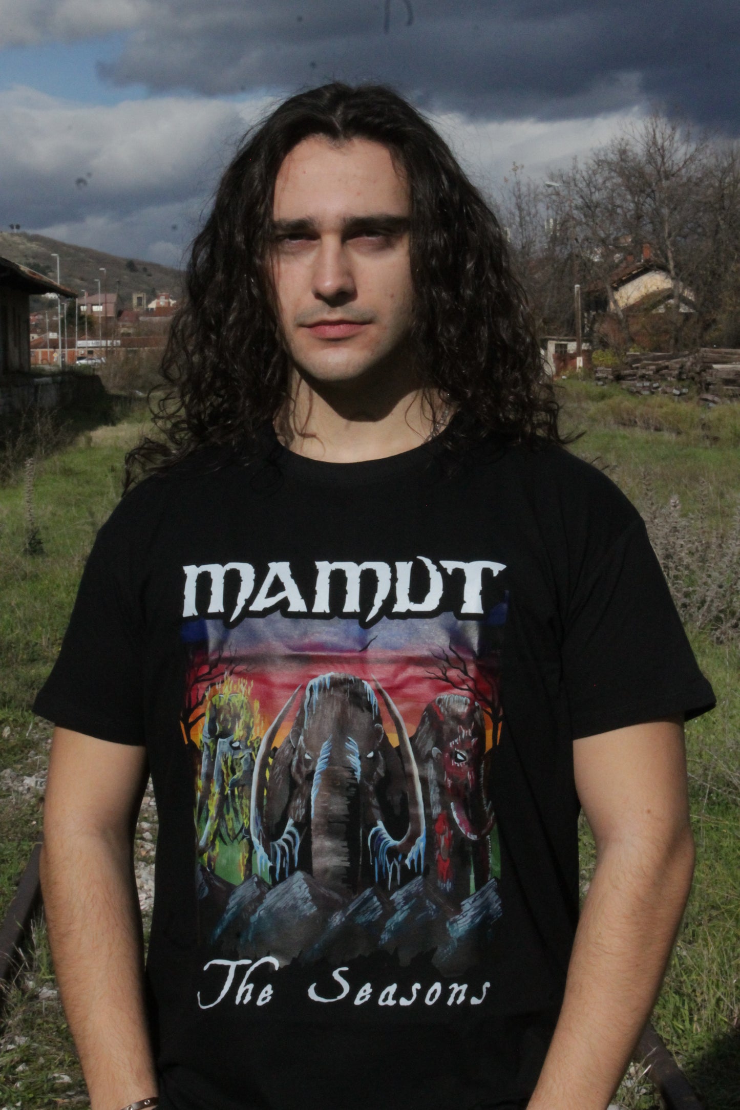 'THE SEASONS' T-Shirt